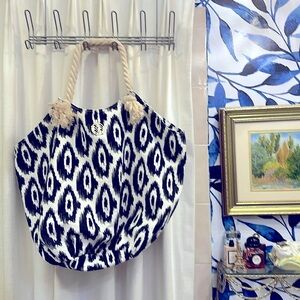 Women’s Margaret Joseph Large Black & White Canvas Tote Beach Bag